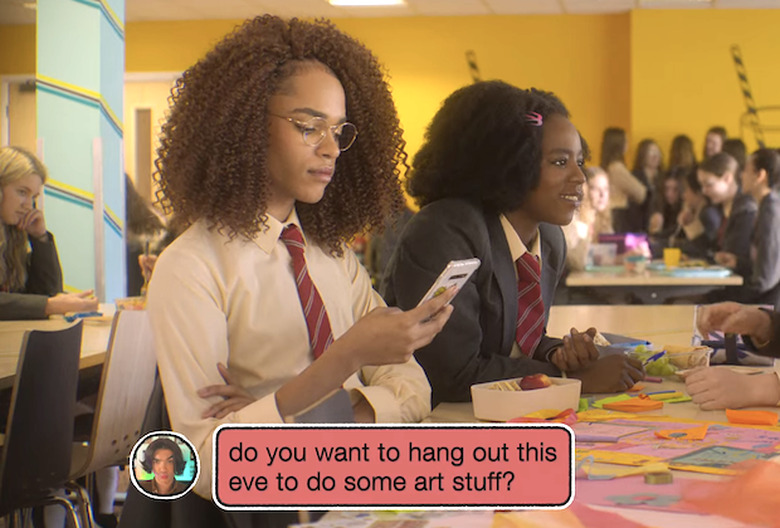 heartstopper-season-2-elle-phone-rule