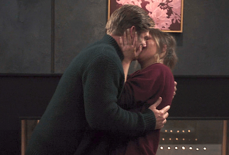 greys-anatomy-jo-link-engaged