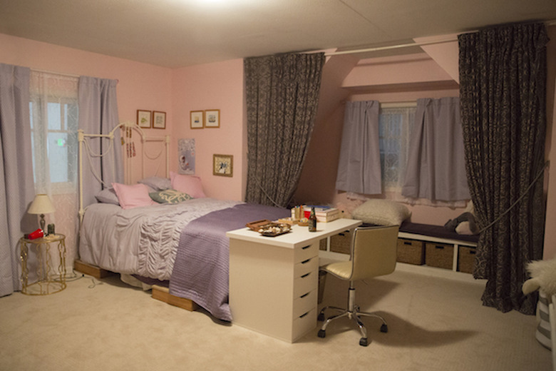 13 Reasons Why Photos Sets Behind the Scenes Netflix