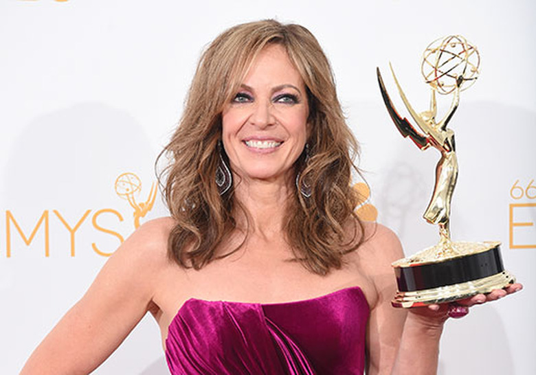 allison-janney-emmys-press-room