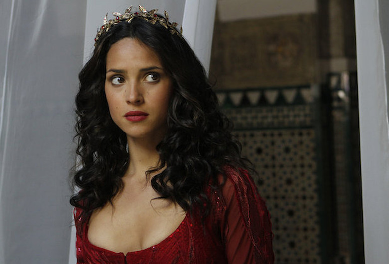 Adria Arjona
