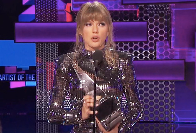 AMAs 2018 Best & Worst Moments