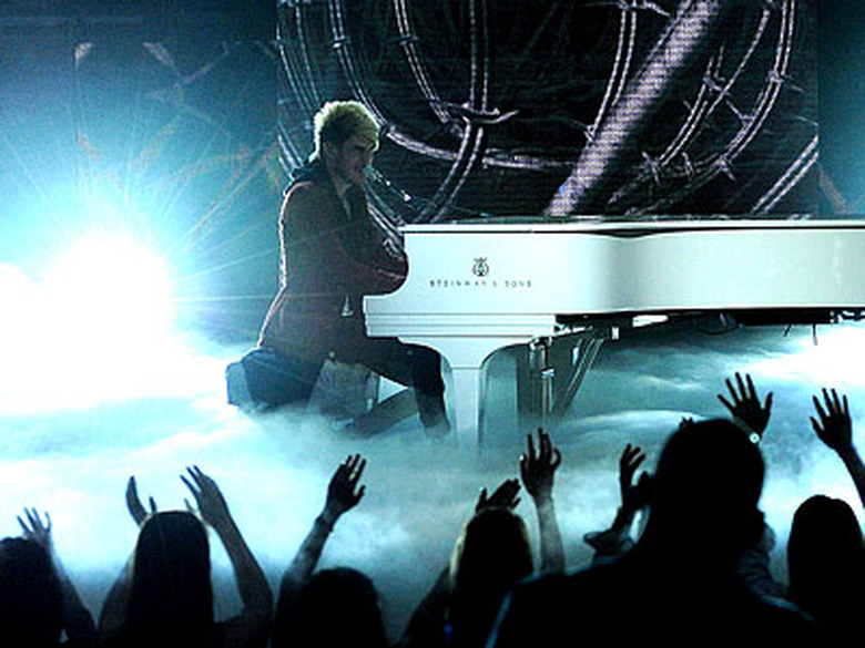 gal_idol_Colton_Dixon
