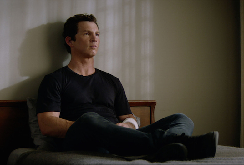 animal-kingdom-season-4-photos-emily-deschanel-angela