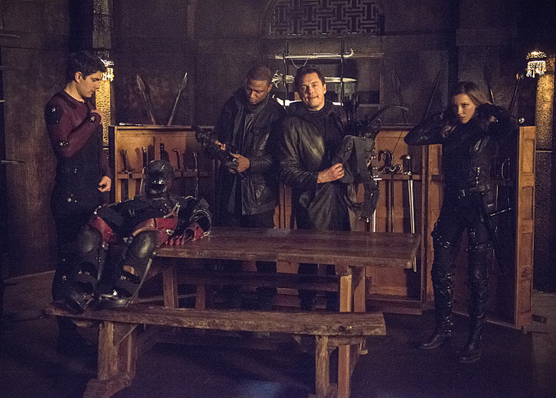 arrow-season-3-photos (11)