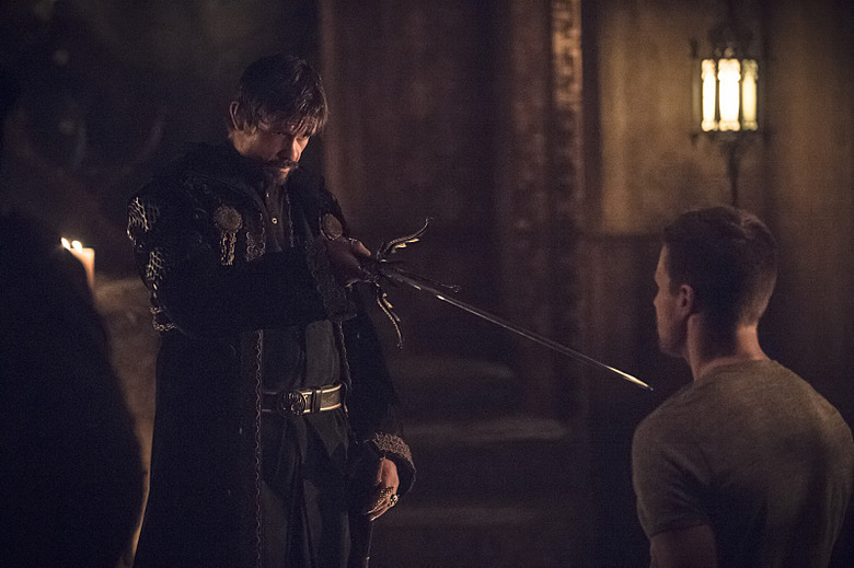 arrow-season-3-photos (13)