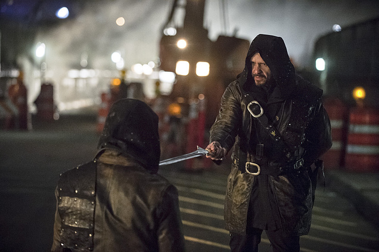 arrow-season-3-photos (32)