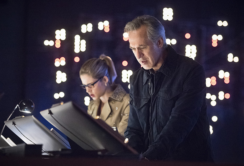 arrow-season-4-photos (13)