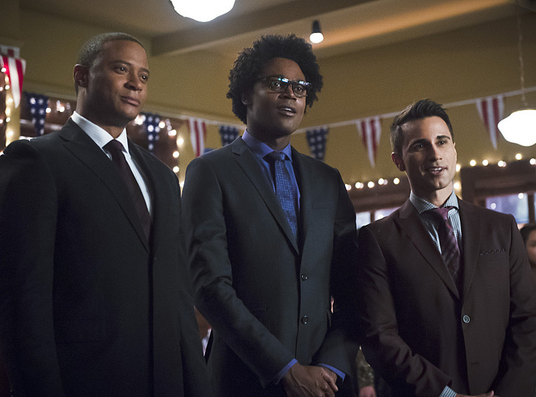 arrow-season-4-photos (13)