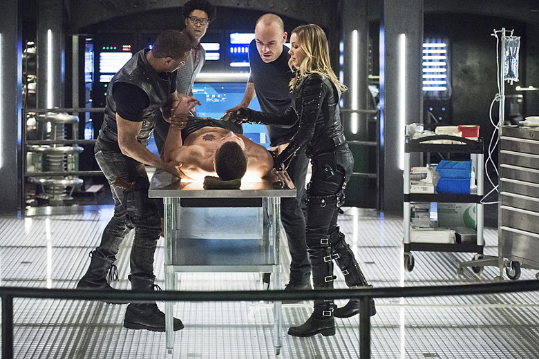 arrow-season-4-photos (5)
