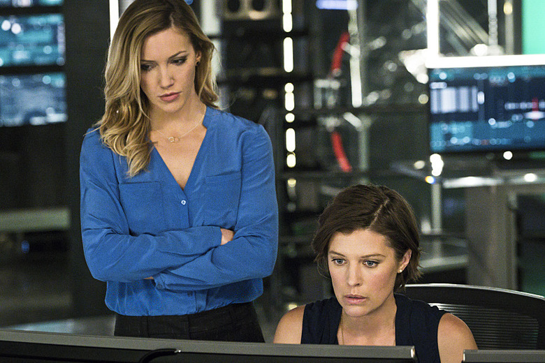 arrow-season-4-photos (9)