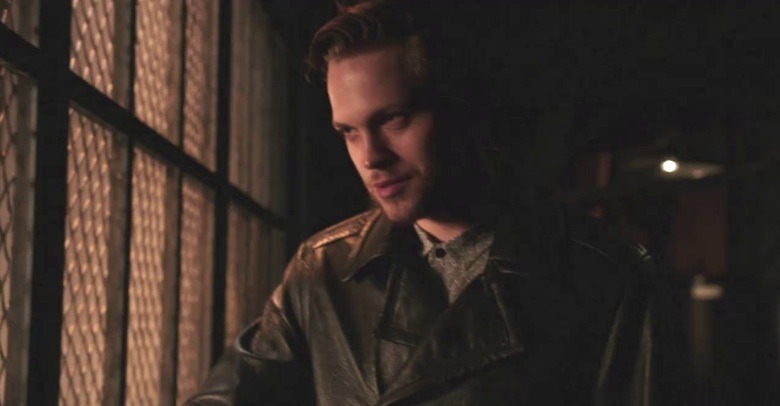 Arrow_S4_WhoThis copy