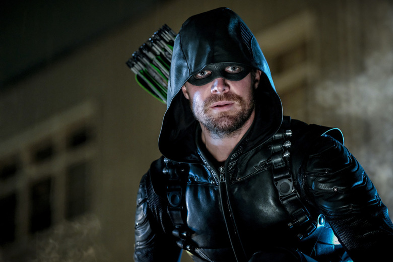 arrow-season-6-photos (9)