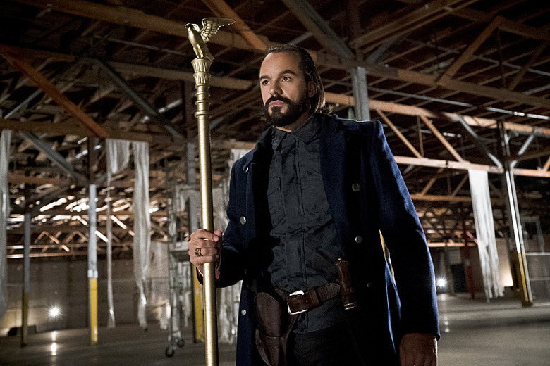 arrow-the-flash-crossover-photos (10)