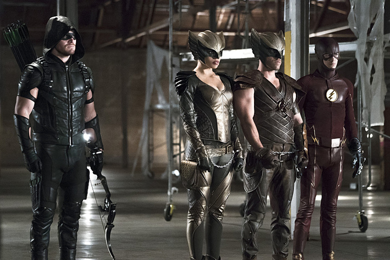 arrow-the-flash-crossover-photos (11)