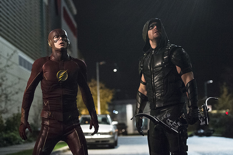 arrow-the-flash-crossover-photos (32)