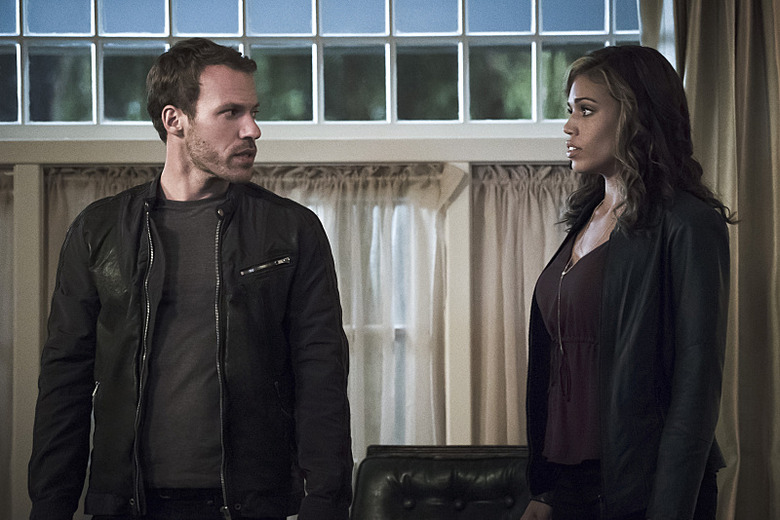 arrow-the-flash-crossover-photos (8)