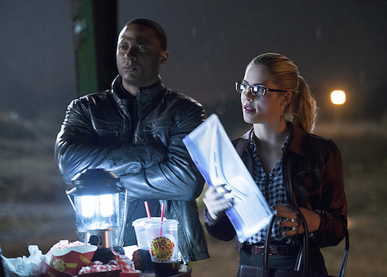 FLASH VS. ARROW