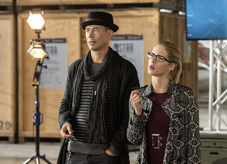 supergirl-flash-arrow-legends-crossover-photos-22