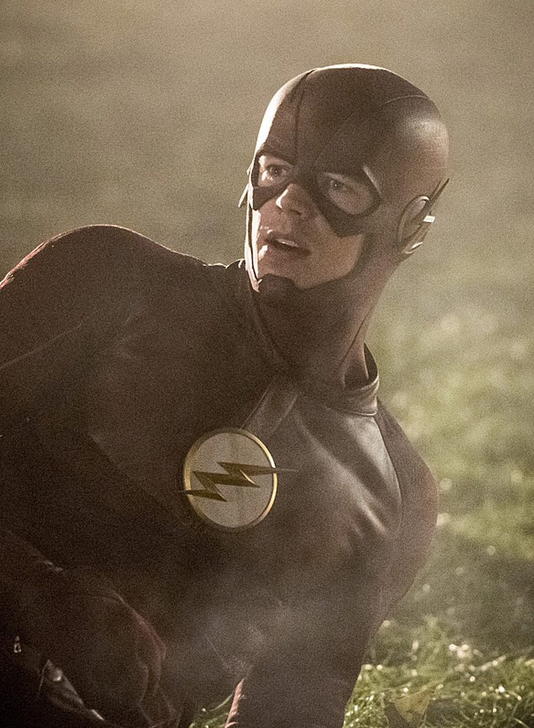 supergirl-flash-arrow-legends-crossover-photos-30