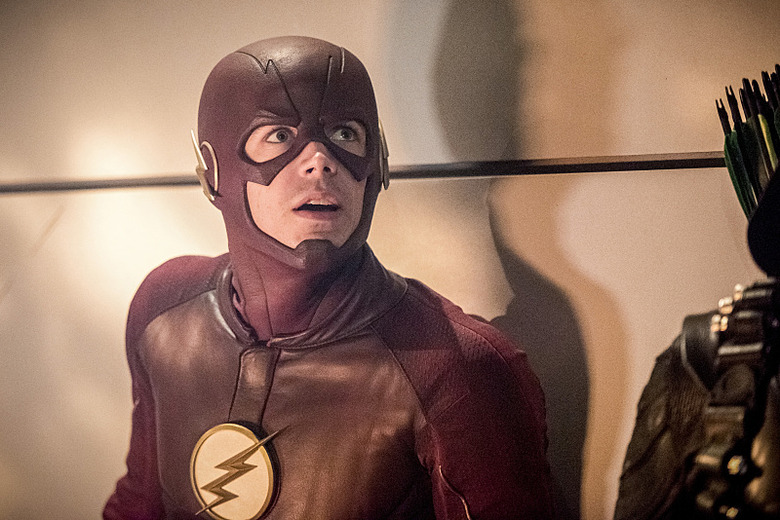 supergirl-flash-arrow-legends-crossover-photos-33