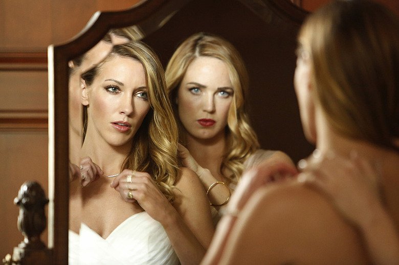 supergirl-flash-arrow-legends-crossover-photos-52