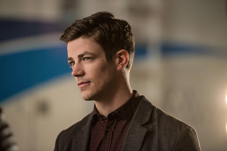 supergirl-flash-arrow-legends-crossover-photos-58