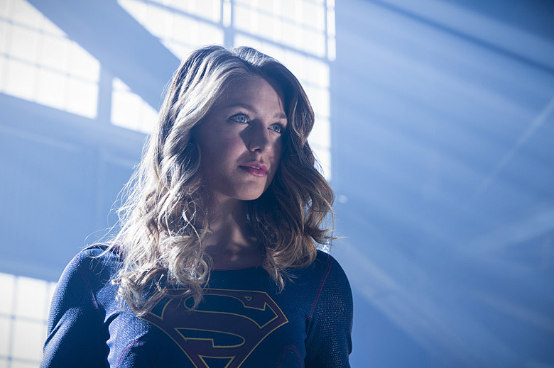 supergirl-flash-arrow-legends-crossover-photos-6