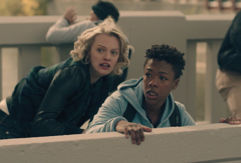 The Handmaid's Tale Hulu Season 1 Episode 3 Late Elisabeth Moss