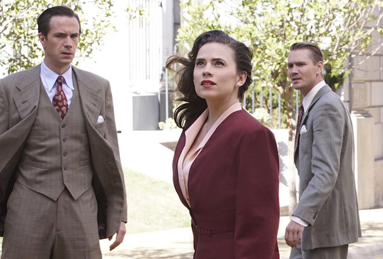 Agent Carter Season 2 Finale Peggy Sousa Kiss
