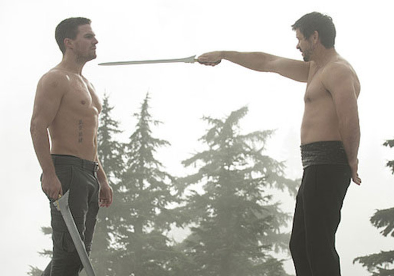 arrow-fall-finale-oliver-death-cliffhanger