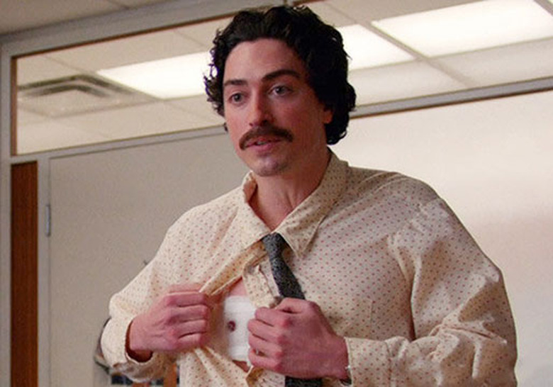 mad-men-ginsberg-nipple-peggy
