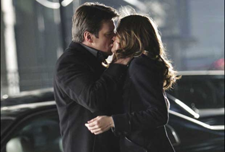 castle-beckett-first-kiss