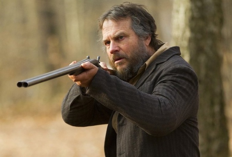 bill-paxton-hatfields-mccoys
