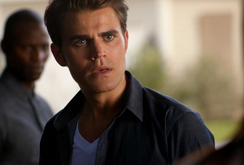 vampire-diaries-caroline-engaged