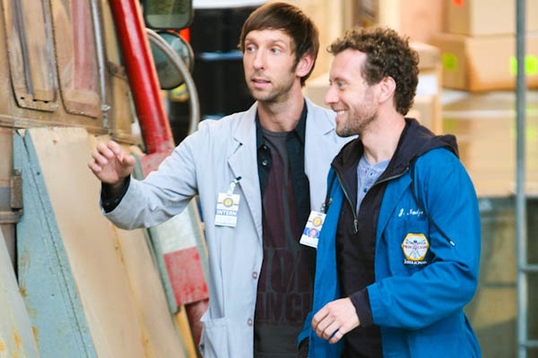 111201_bones_twist_in_twister_600_13_