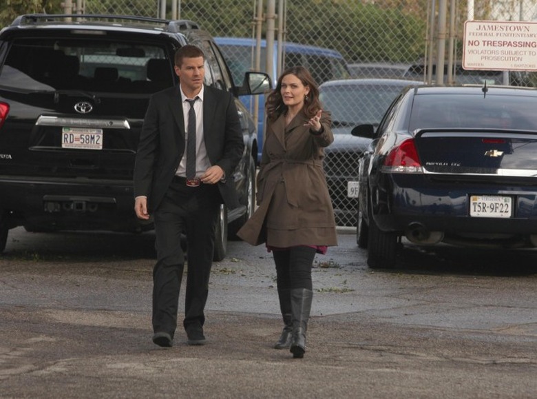 Bones-Ep707-ThePrisonerinthepipe_sc-26_0176