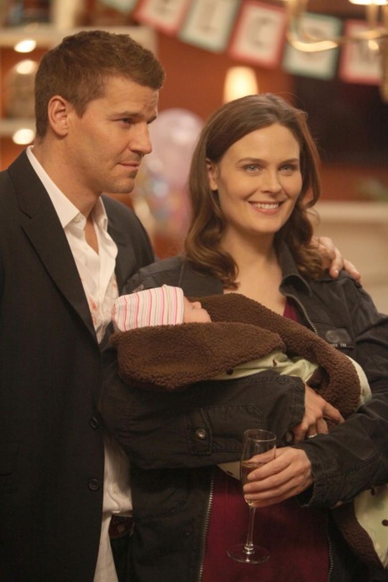 Bones-Ep707-ThePrisonerinthepipe_sc-39_0341