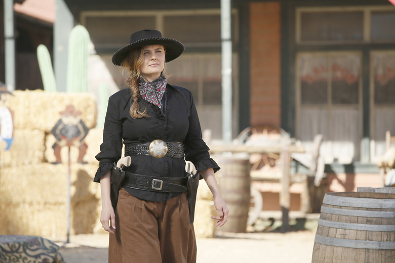 bones-season-11-photos (6)