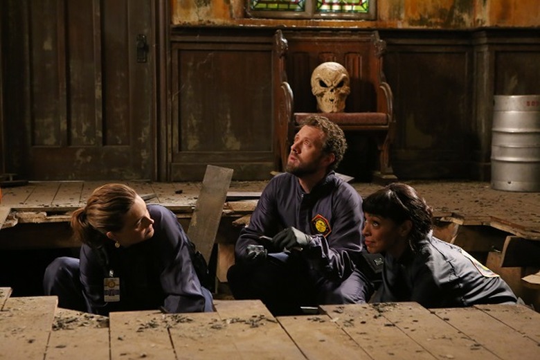 bones-sleepy-hollow-crossover-photos (1)