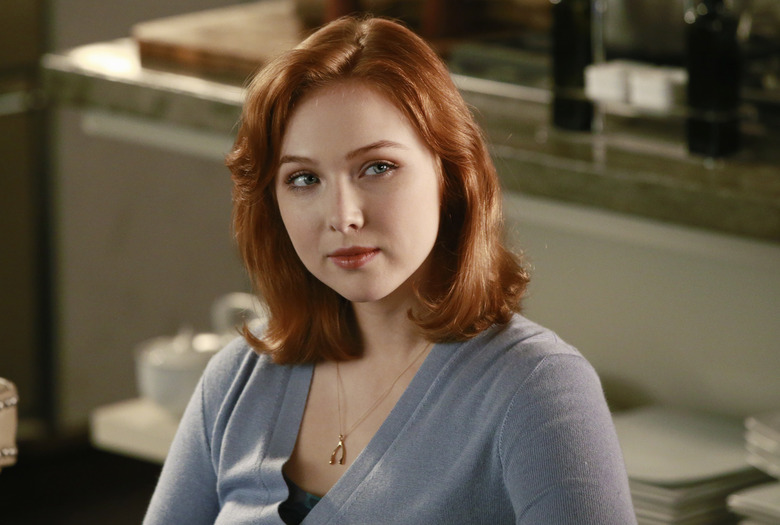 MOLLY QUINN