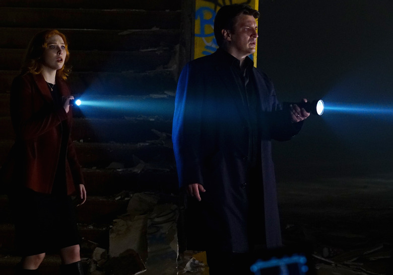 MOLLY QUINN, NATHAN FILLION
