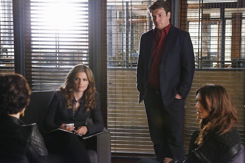 LOLA GLAUDINI, STANA KATIC, NATHAN FILLION, ALEXANDRA CHANDO