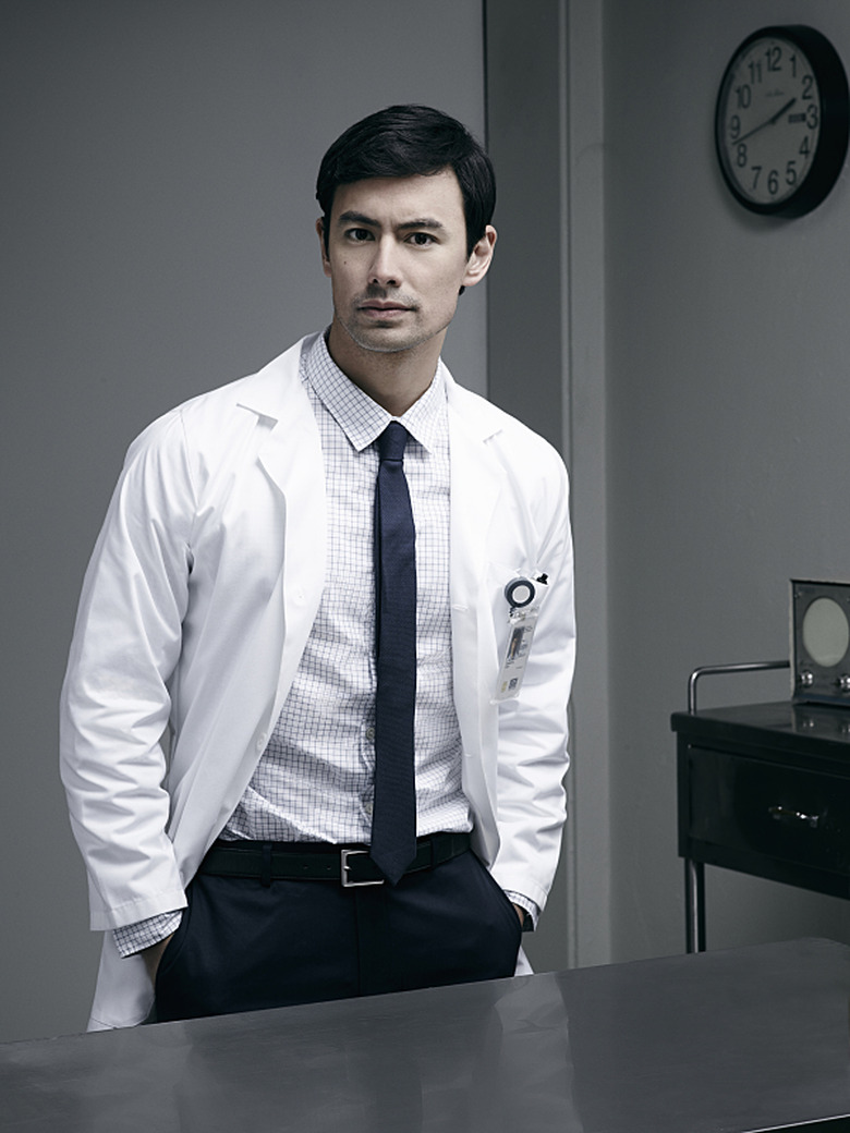 containment-cast-photos (1)