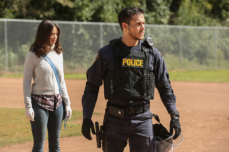 containment-season-1-photos (2)