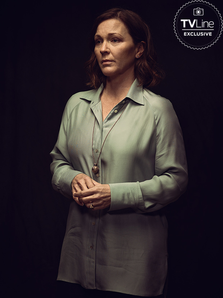 Coyote Season 1 Photos Portraits Michael Chiklis