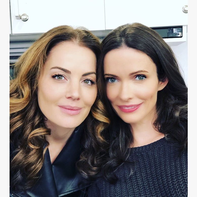 Arrowverse Crossover Photos