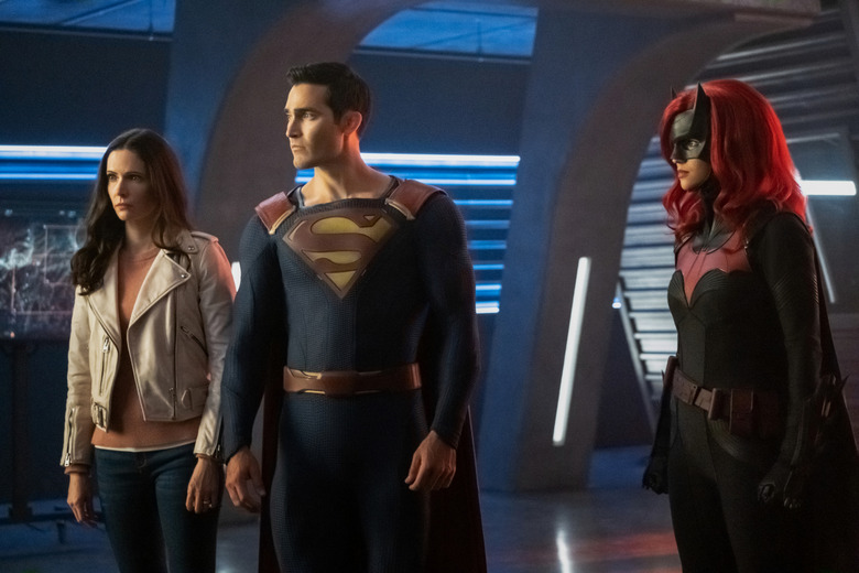 Crisis on Infinite Earths Photos