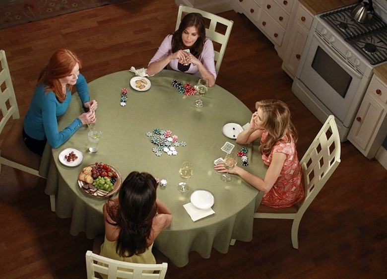 CLOCKWISE FROM LEFT: MARCIA CROSS, TERI HATCHER, FELICITY HUFFMAN, EVA LONGORIA