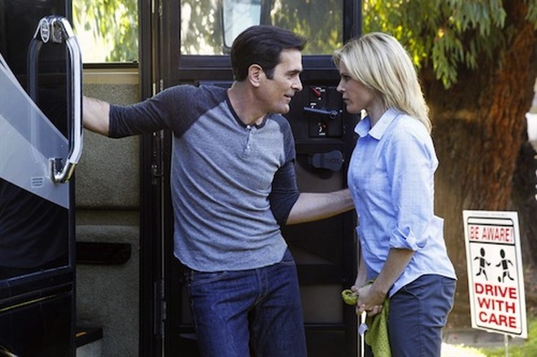 TY BURRELL, JULIE BOWEN